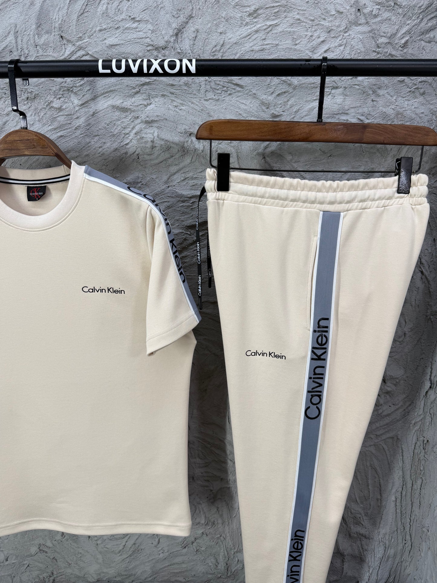 Calvin Klein Krem Erkek Tişört & Eşofman Altı Takımı