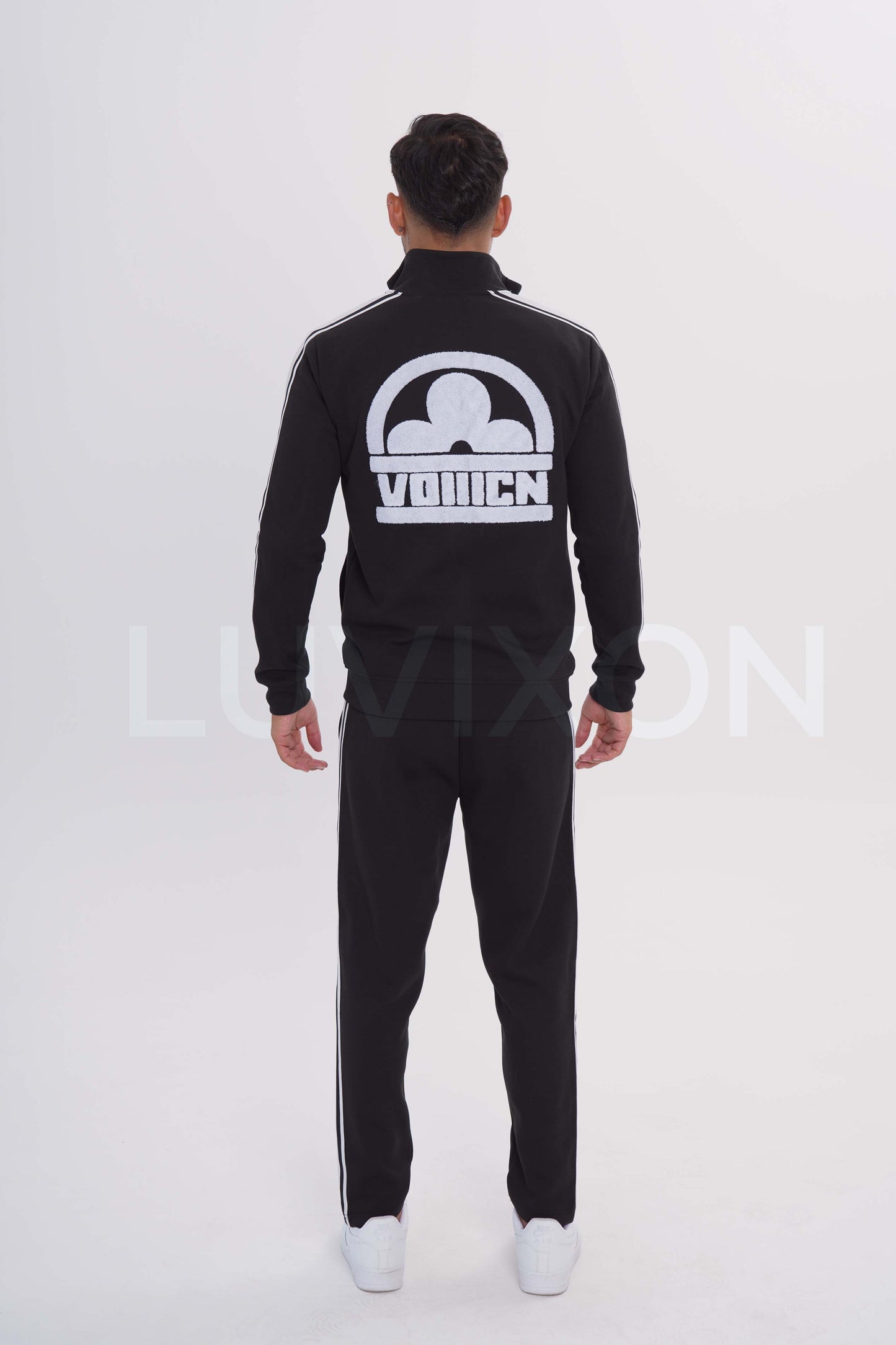 Louis Vuitton Siyah Logo Detaylı Eşofman Takımı