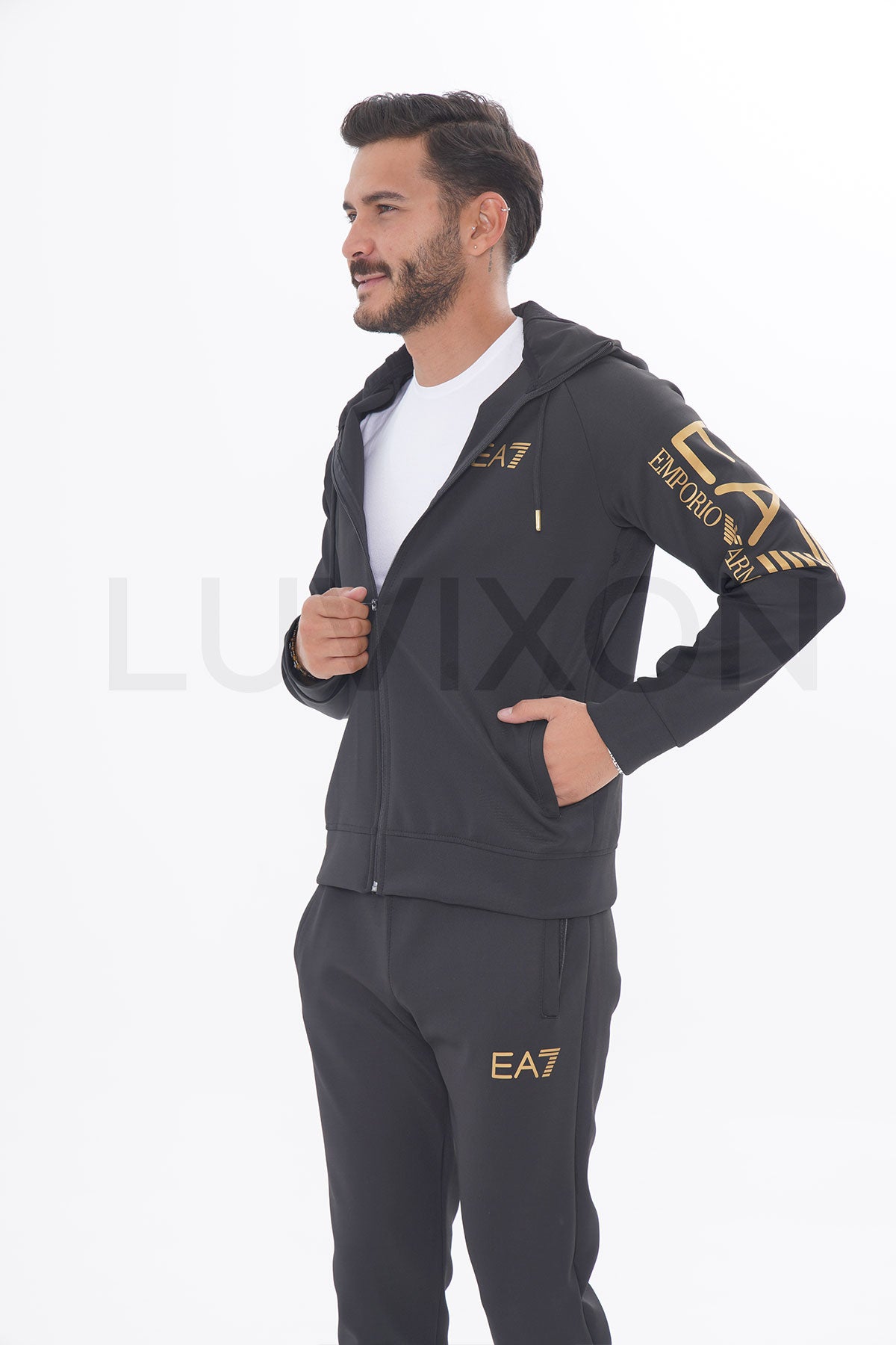EA7 Gold Detaylı Siyah Eşofman Takımı