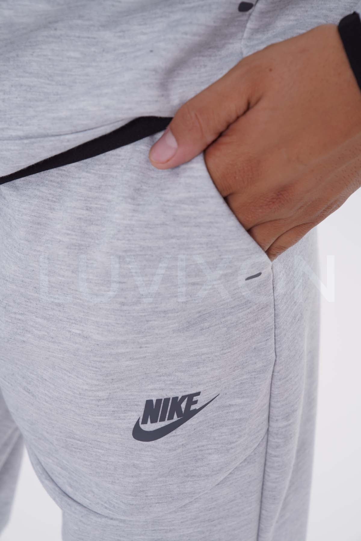 Nike Tech Fleece Gri Eşofman takımı