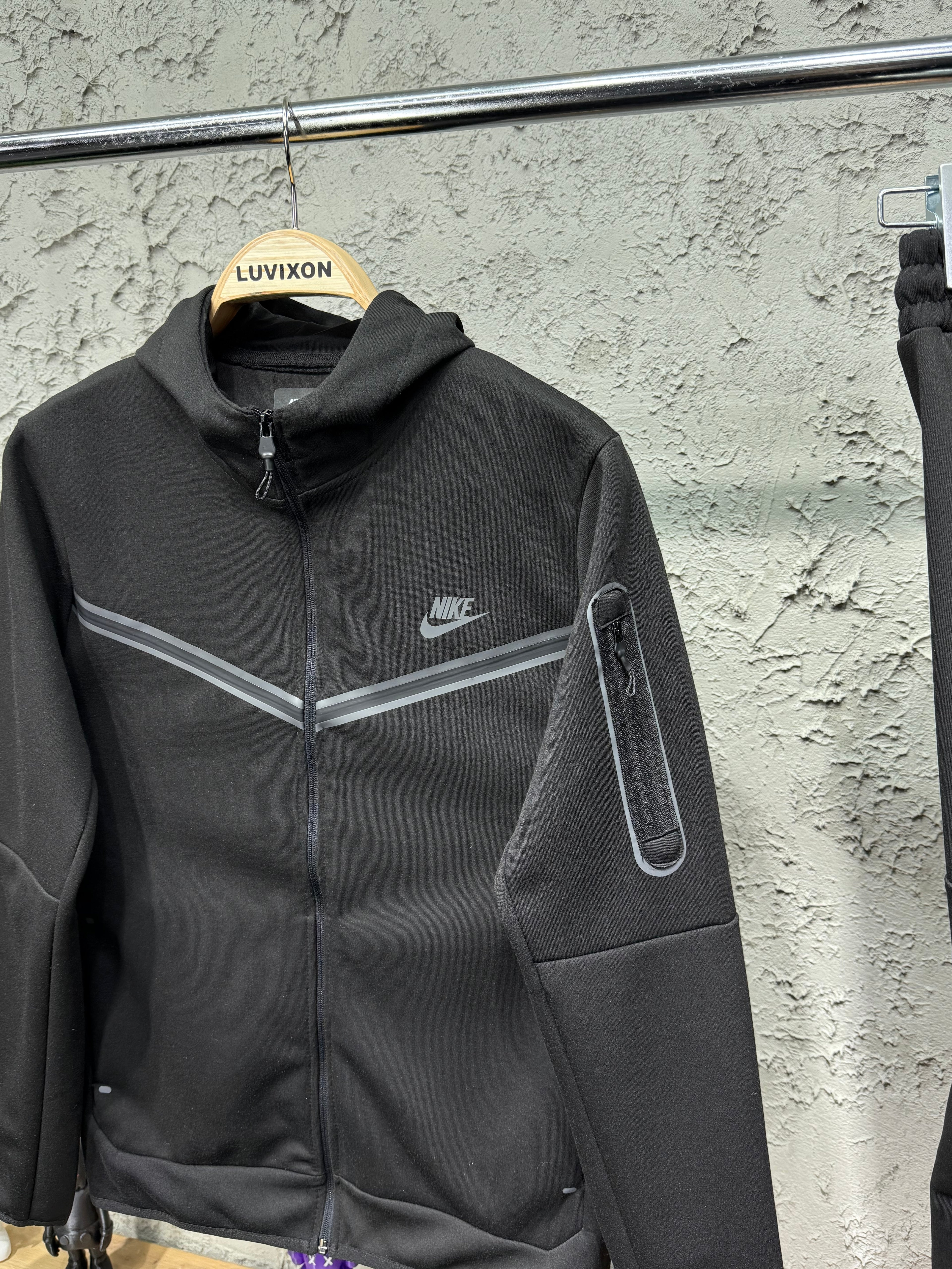 Nike Tech Fleece Siyah Eşofman takımı