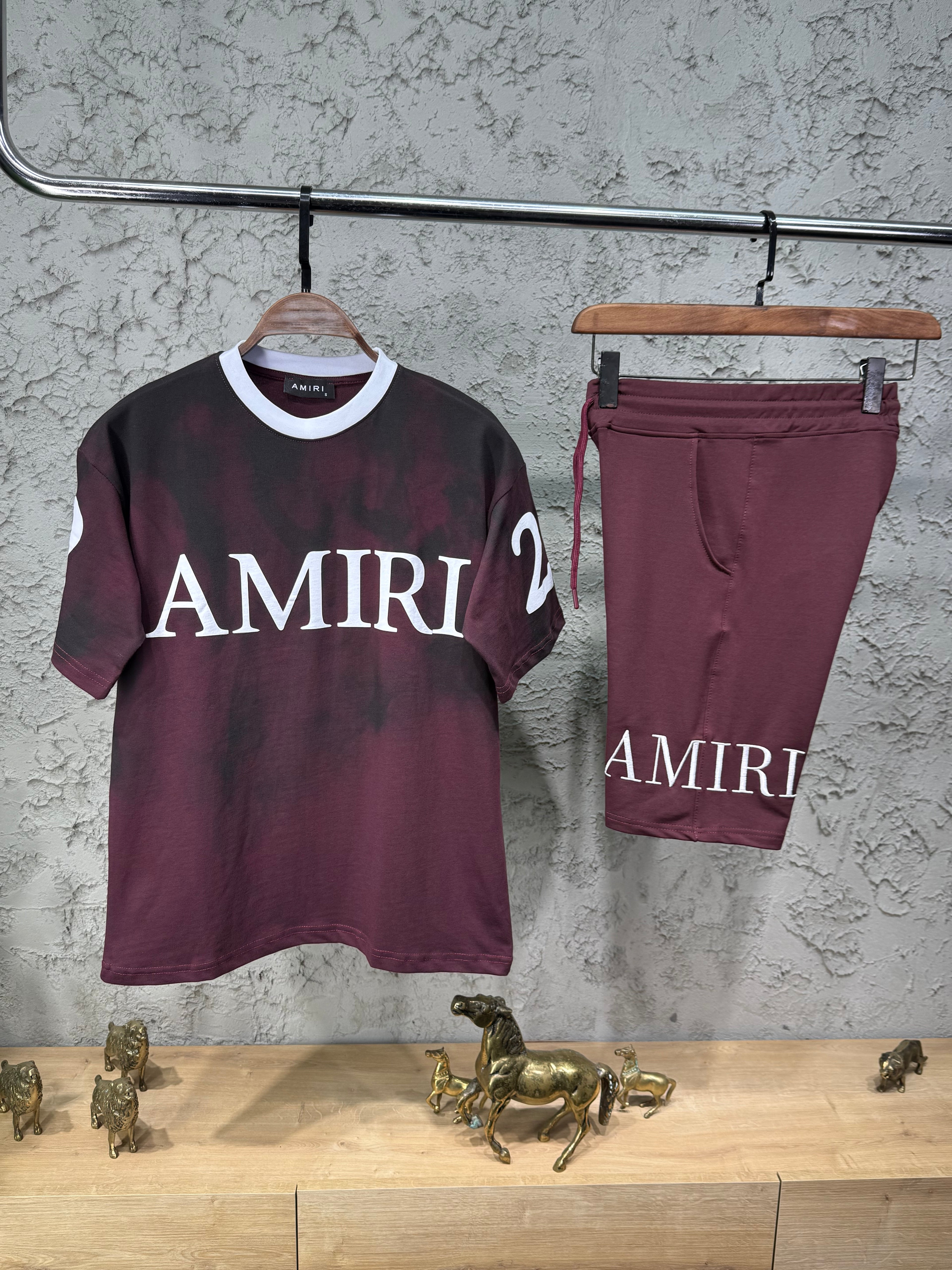 Amiri Yeni Sezon Bordo T-shirt & Şort Takımı