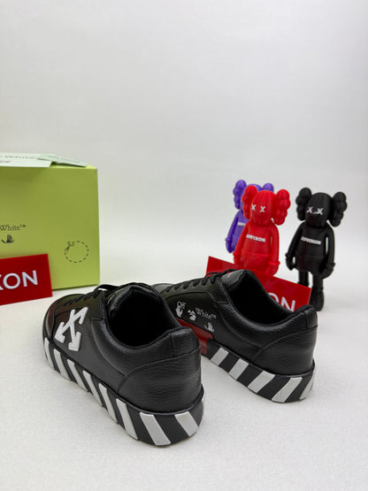 Off-White Deri Siyah Sneaker