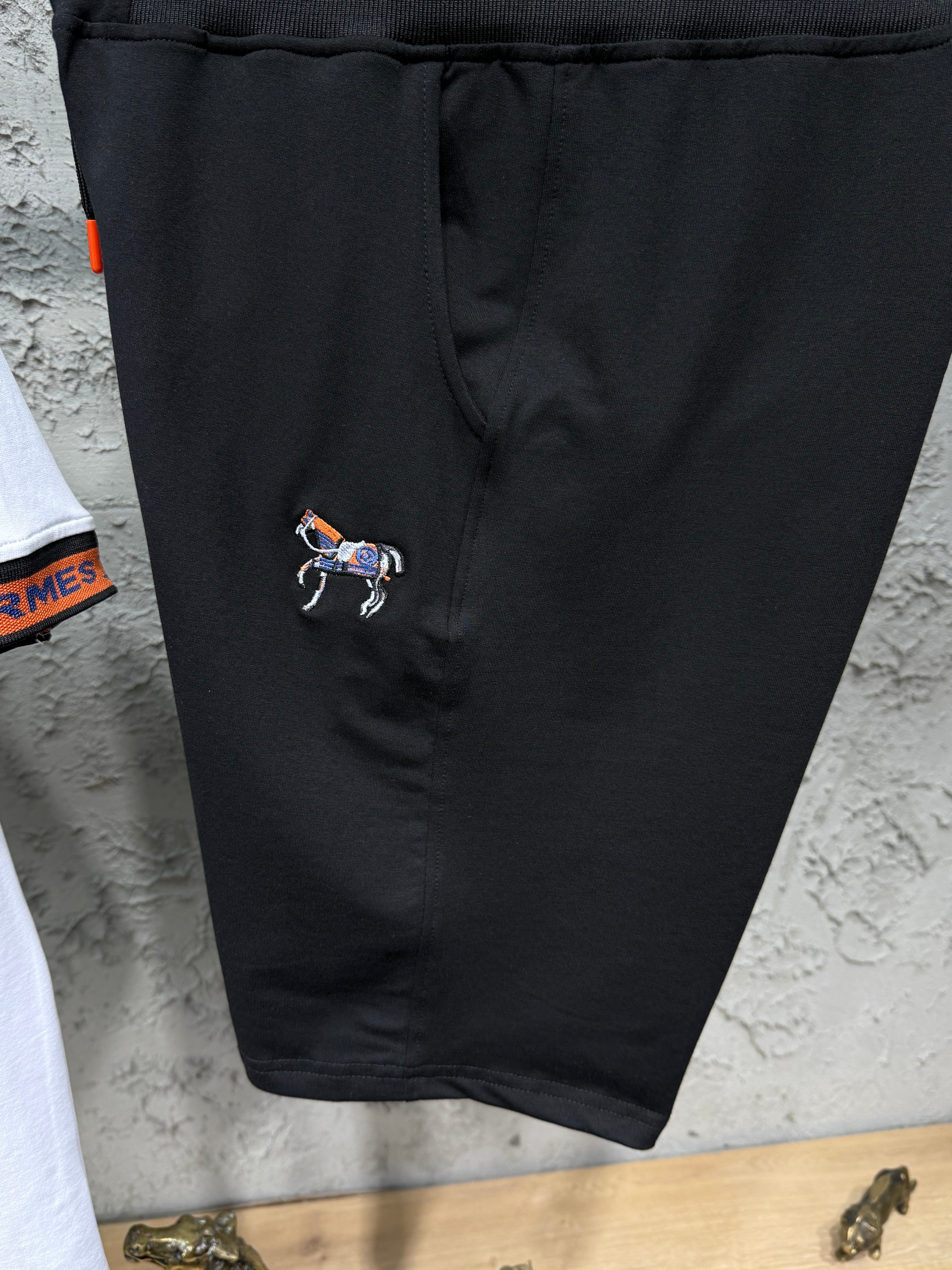 Hermes Erkek Beyaz T-Shirt & Siyah Şort Takım