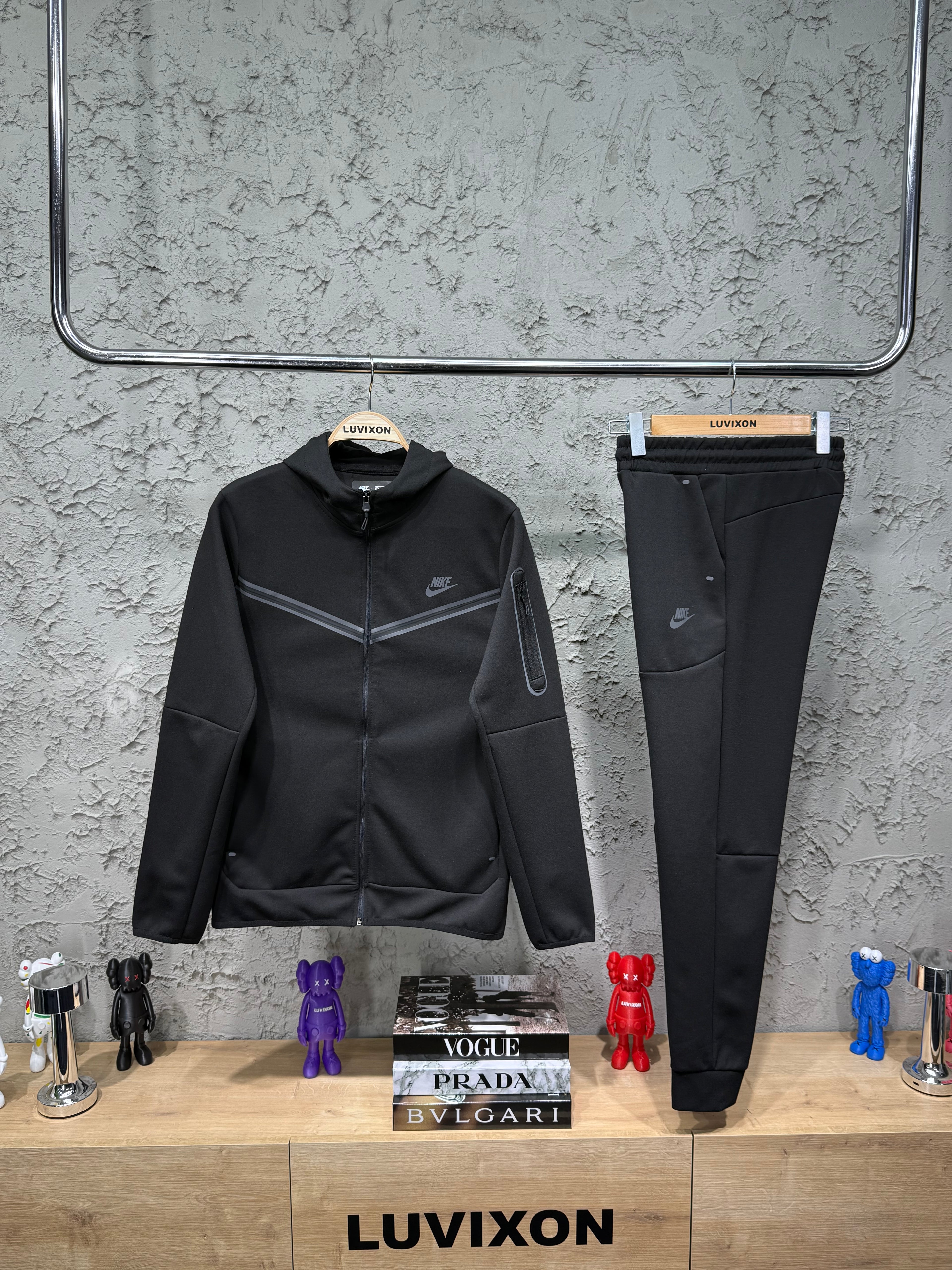 Nike Tech Fleece Siyah Eşofman takımı