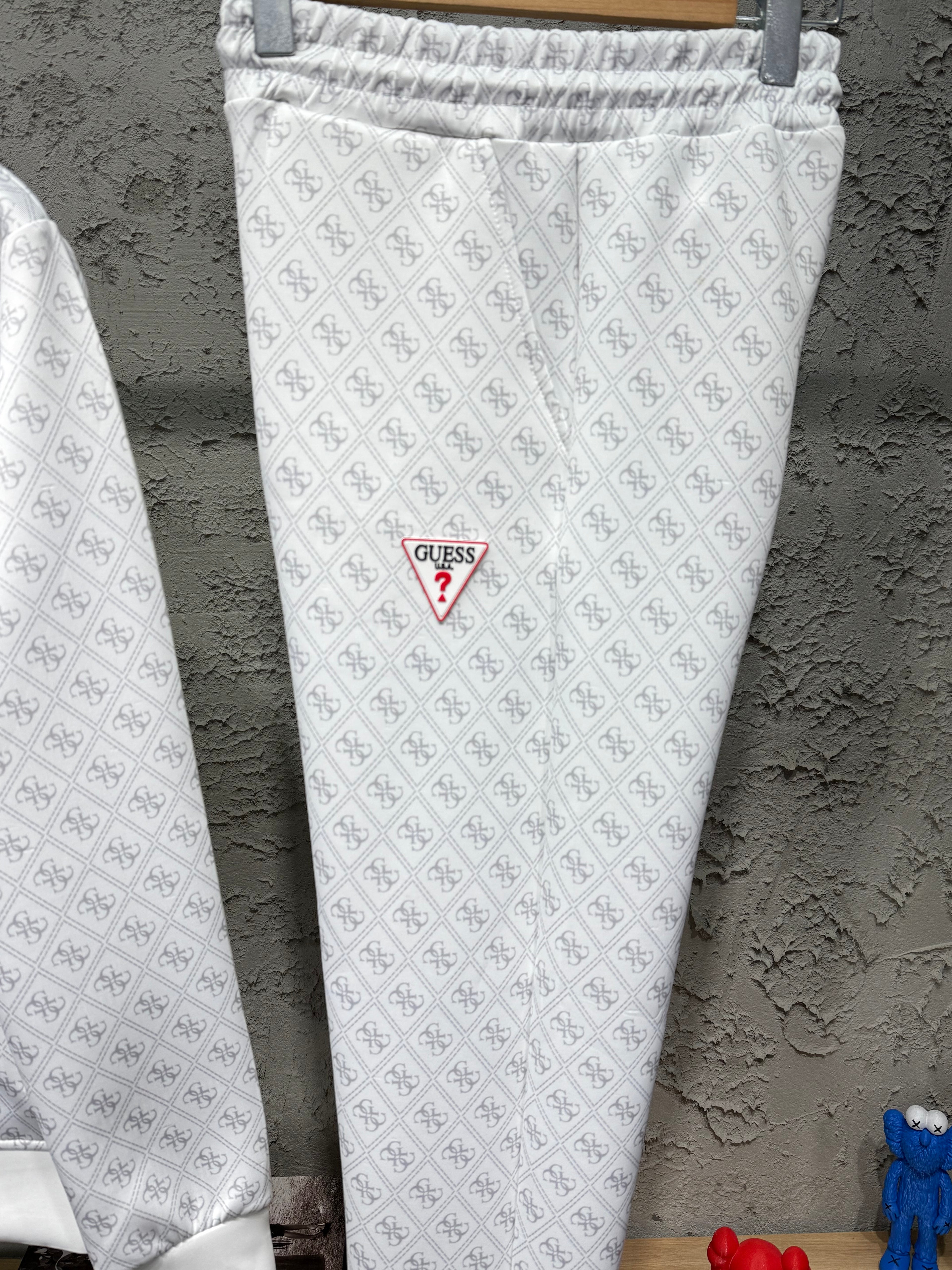 GUESS® Örme Beyaz Erkek Eşofman Takımı