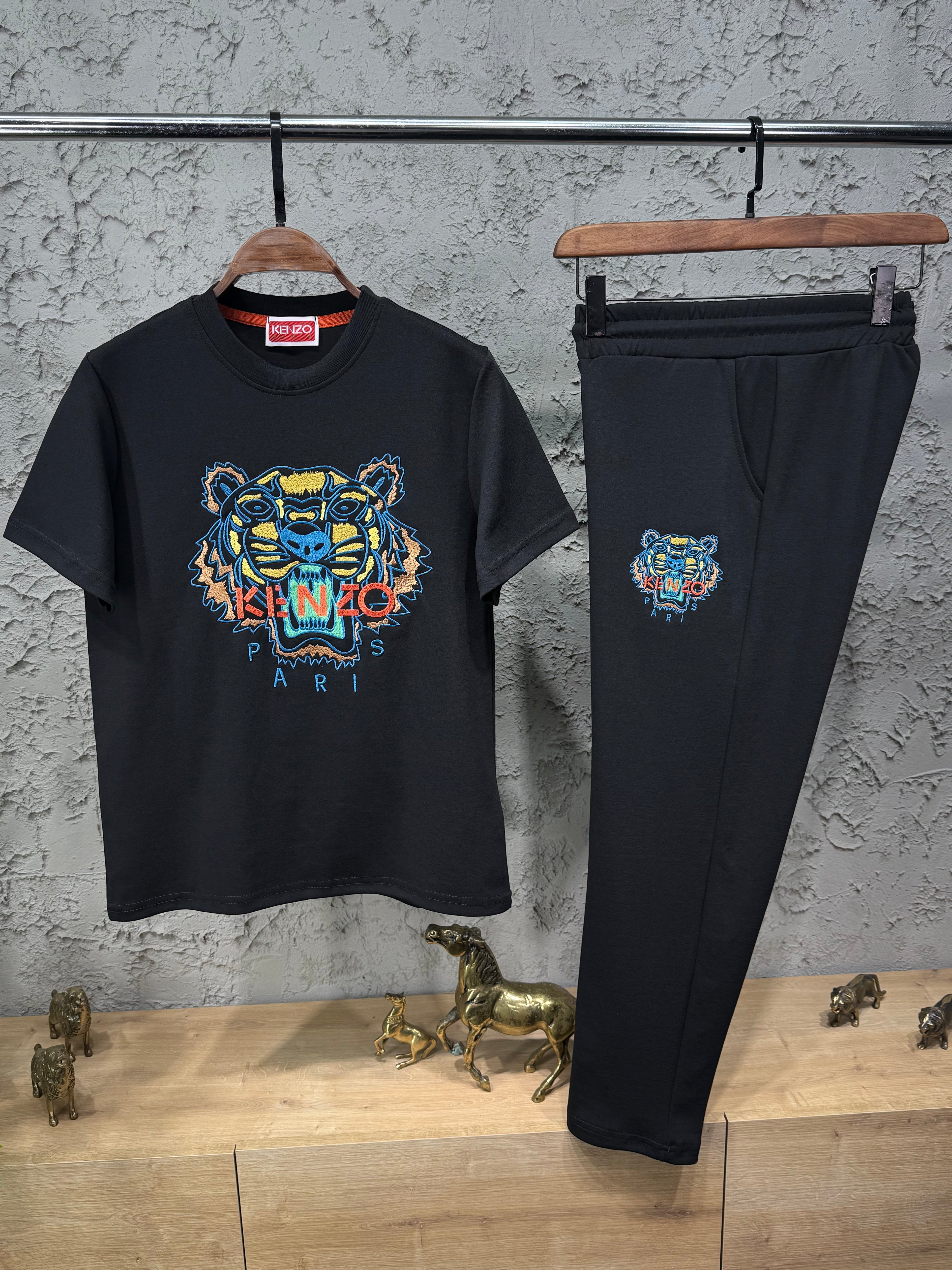 Kenzo Erkek Siyah Kaplan Baskılı Eşofman Takımı