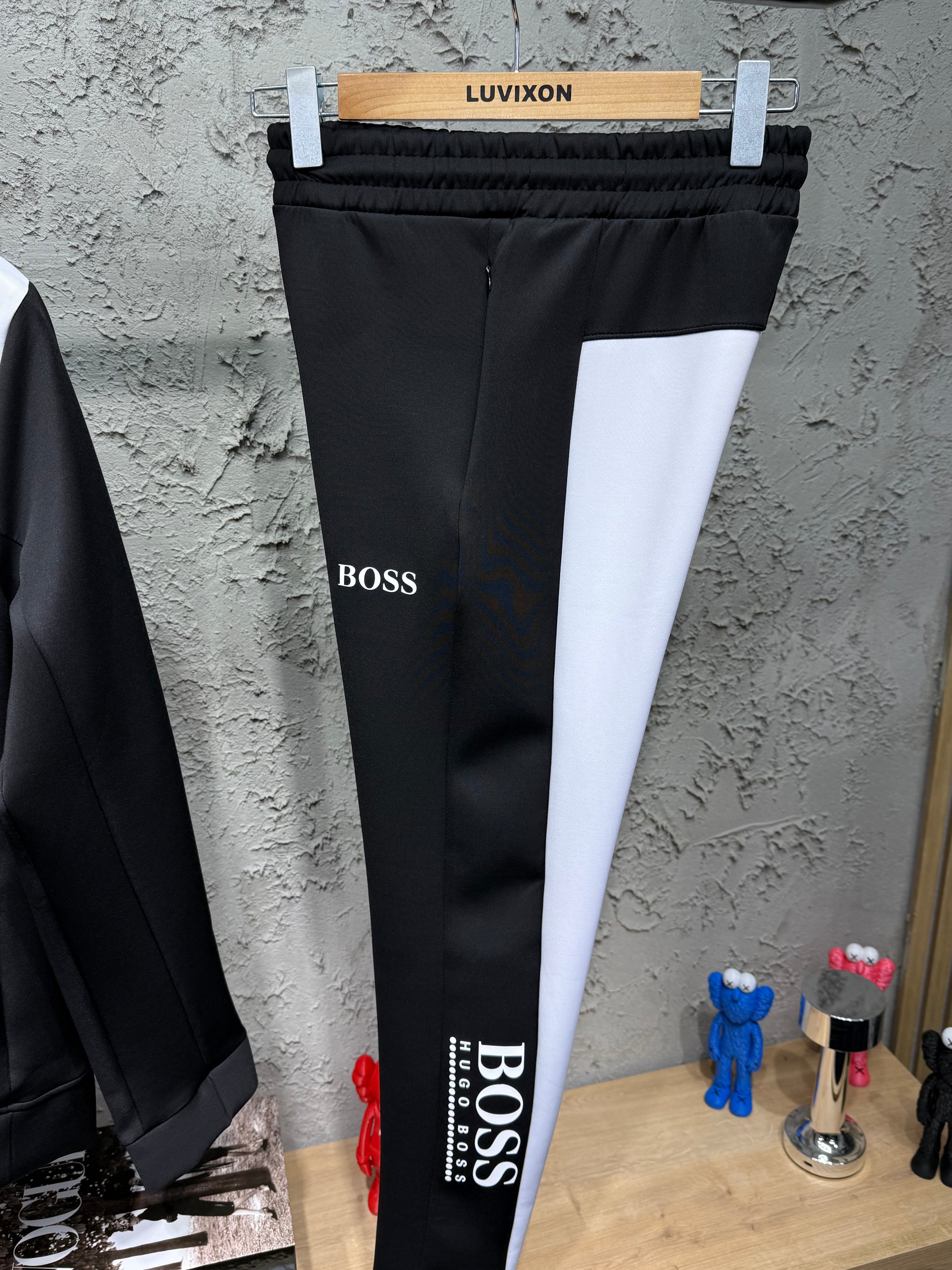 Boss Erkek Eşofman Takımı – Siyah & Beyaz