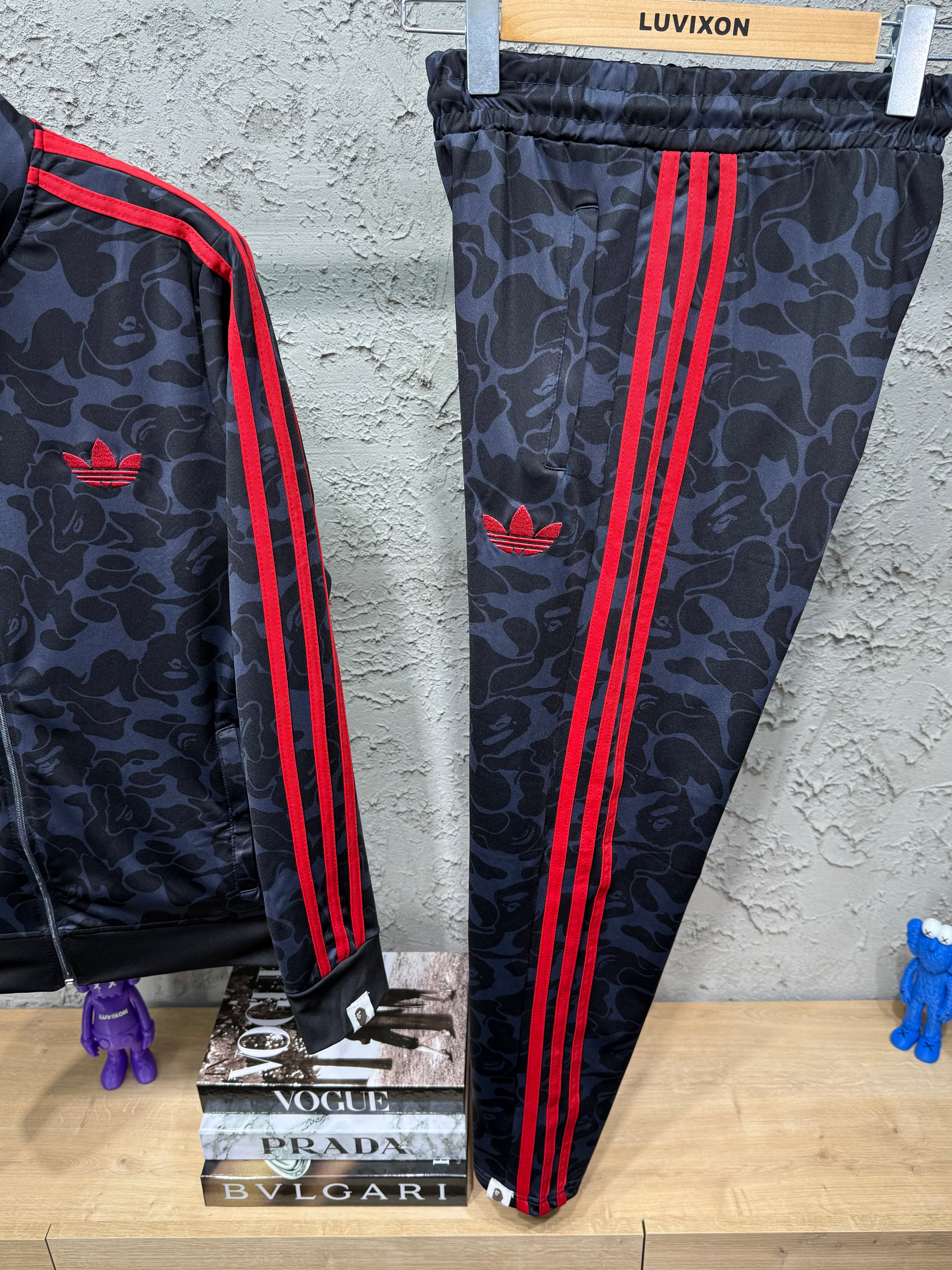 Adidas x Bape Kamuflaj Desenli Kırmızı Eşofman Takımı