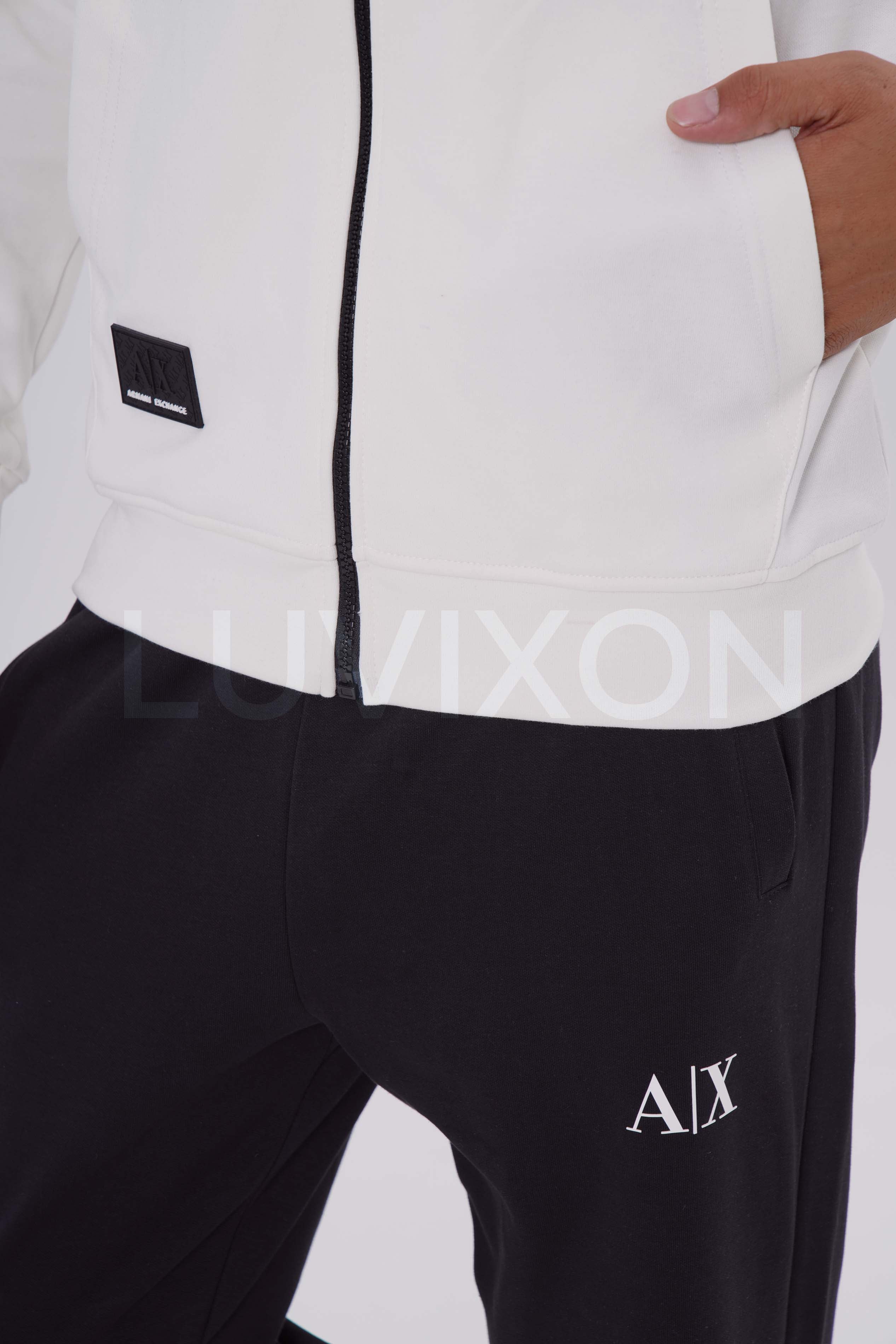 Armani Exchange Beyaz-Siyah Şerit Detaylı Eşofman Takımı