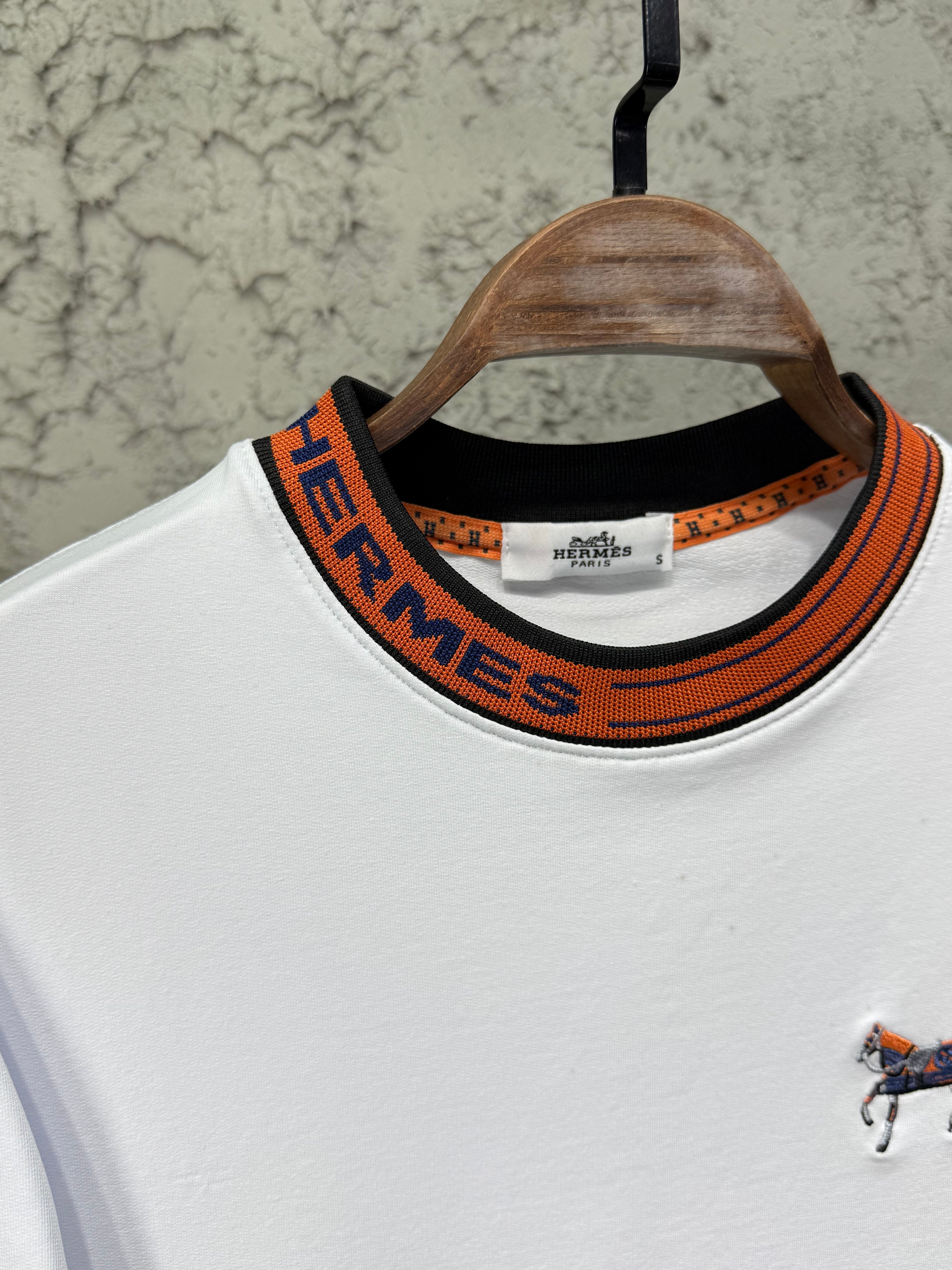 Hermes Erkek Beyaz T-Shirt & Siyah Şort Takım